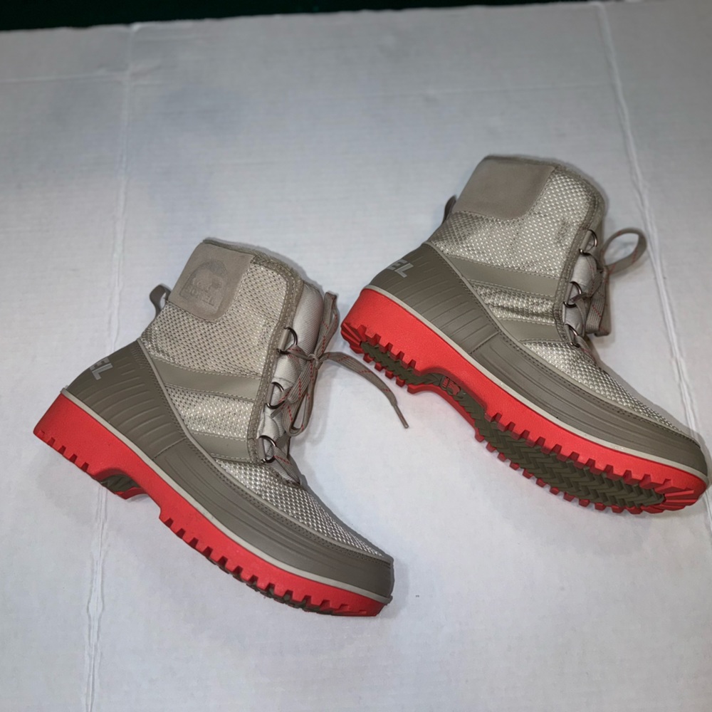 Sorel Tivoli II Beige and Pink Waterproof Winter Boots size 10 EUC